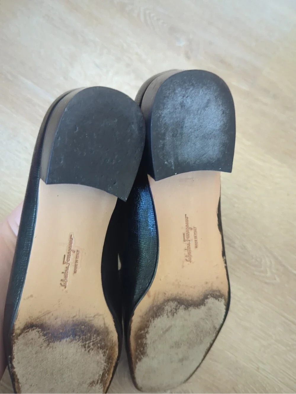 Salvatore Ferragamo Gancini Loafers Shoes Womens Black Lizard Embossed 8.52A